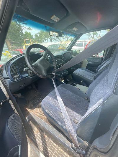2000 Chevrolet Astro Passenger Location - GM - Row 40 - Stock # H52615