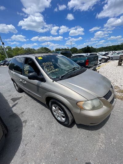 2004 Dodge Caravan Location - Chrysler - Row 42 - Stock # H52643
