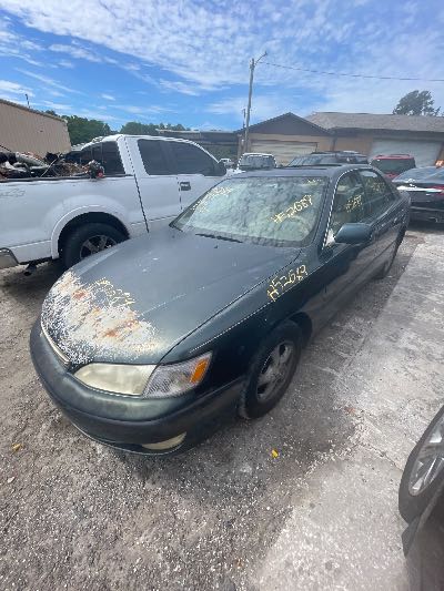 1998 Lexus ES 300 Location - Imports - Row 8 - Stock # H52689