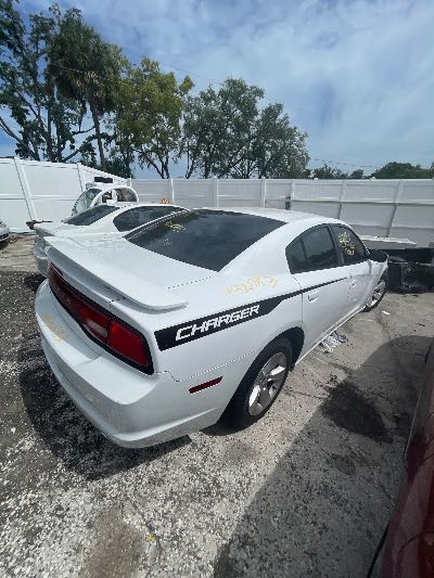 2014 Dodge Charger Location - Chrysler - Row 42 - Stock # H52683