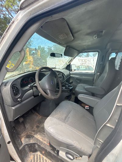 2006 Ford Econoline Location - Large Trucks & Vans - Row 48 - Stock # H52684