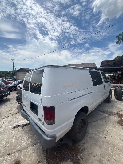 2006 Ford Econoline Location - Large Trucks & Vans - Row 48 - Stock # H52684