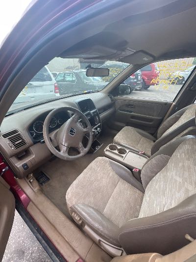2004 Honda CR-V Location - Imports - Row 11 - Stock # H52724