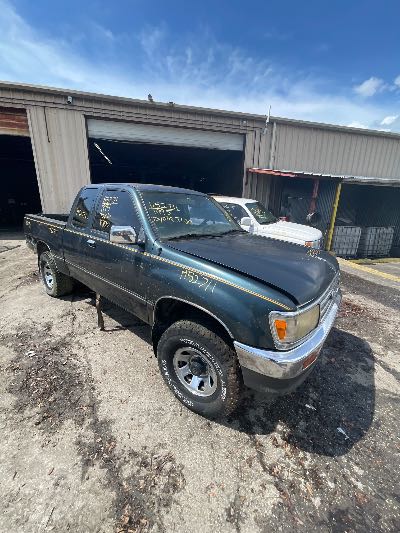 1995 Toyota T100 Location - Large Trucks & Vans - Row 33 - Stock # H52711