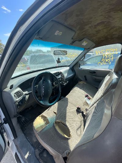 1999 Ford F-150 Location - Large Trucks & Vans - Row 48 - Stock # H52718