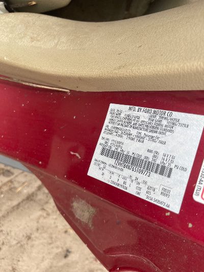 2006 Ford Mustang Location - Ford - Row 33 - Stock # H52678