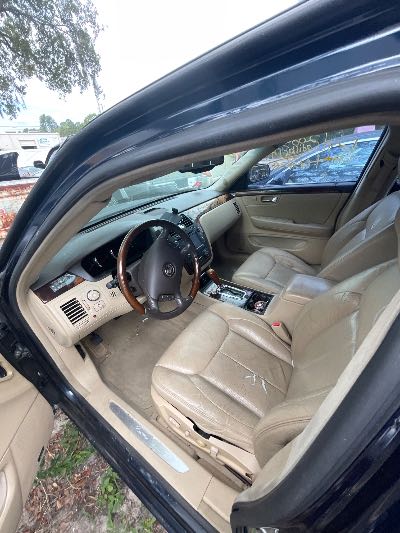 2007 Cadillac DTS Location - GM - Row 33 - Stock # H52672
