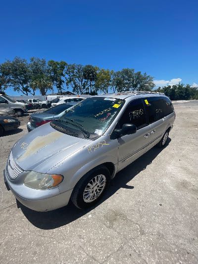 2001 Chrysler Town & Country Location - Chrysler - Row 43 - Stock # H52752