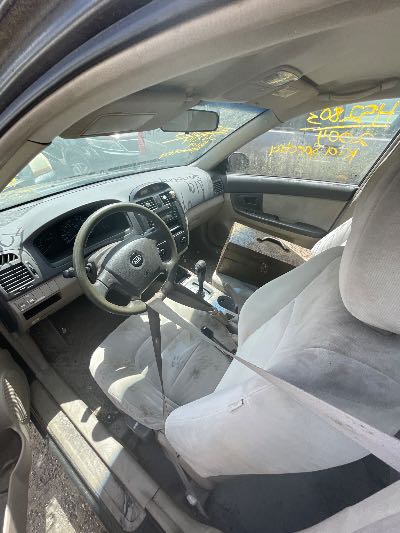 2004 Kia Spectra Location - Imports - Row 14 - Stock # H52803