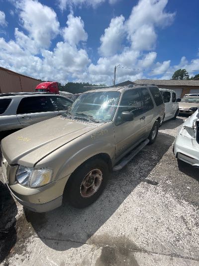 2001 Ford Explorer Sport Location - Ford - Row 31 - Stock # H52804