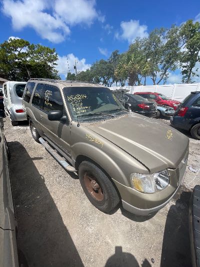 2001 Ford Explorer Sport Location - Ford - Row 31 - Stock # H52804