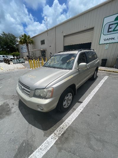 2001 Toyota Highlander Location - Imports - Row 14 - Stock # H52810