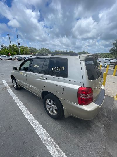 2001 Toyota Highlander Location - Imports - Row 14 - Stock # H52810