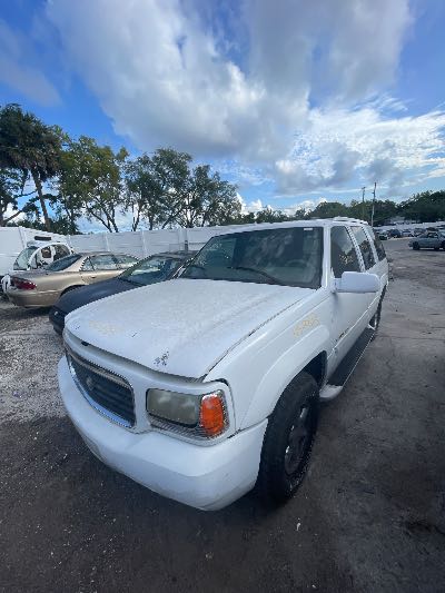 1999 Cadillac Escalade Location - Imports - Row 999 - Stock # H52813