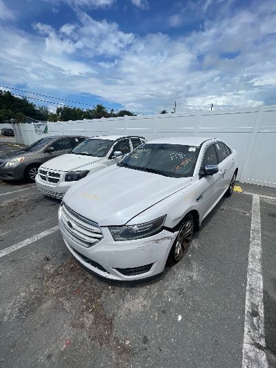 2014 Ford Taurus Location - Ford - Row 32 - Stock # H52647