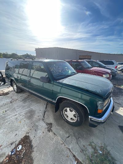 1999 GMC Suburban Location - Large Trucks & Vans - Row 23 - Stock # H52648