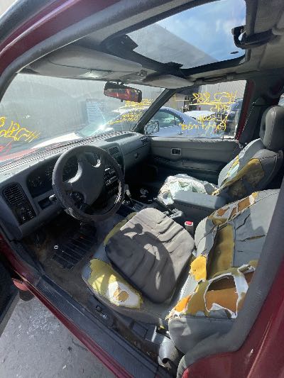 1995 Nissan Pathfinder Location - Imports - Row 17 - Stock # H52868