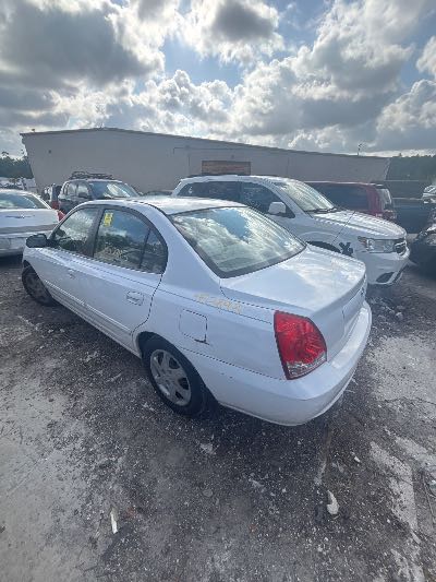 2005 Hyundai Elantra Location - Imports - Row 20 - Stock # H52893