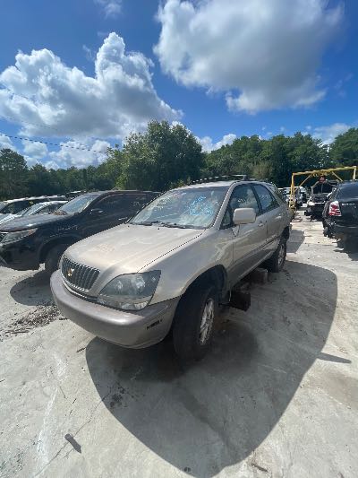 1999 Lexus RX 300 Luxury SUV Location - Imports - Row 16 - Stock # H52768