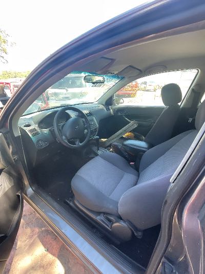 2007 Ford Focus Location - Ford - Row 35 - Stock # H52932