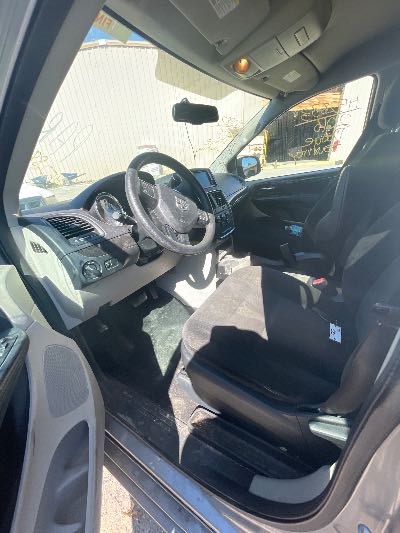 2016 Dodge Grand Caravan Location - Chrysler - Row 46 - Stock # H52883