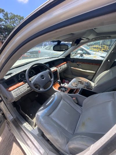 2005 Kia Amanti Location - Imports - Row 22 - Stock # H52951