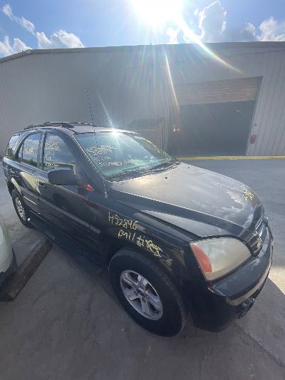 2005 Kia Sorento Location - Imports - Row 19 - Stock # H52896