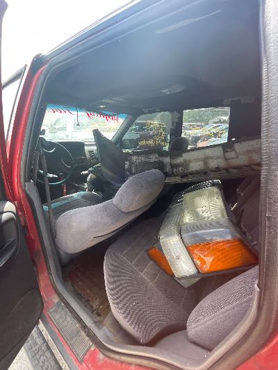 1997 Jeep Grand Cherokee Location - Chrysler - Row 46 - Stock # H52956