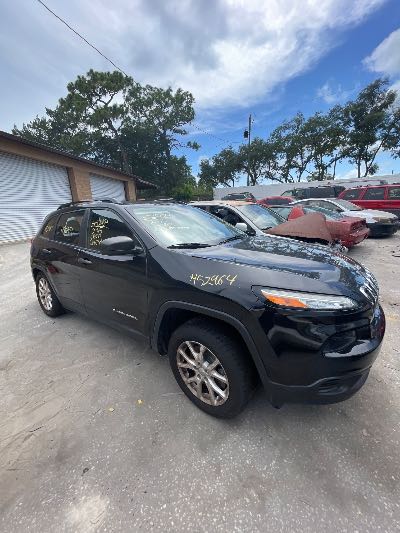 2015 Jeep Cherokee Location - Chrysler - Row 46 - Stock # H52964
