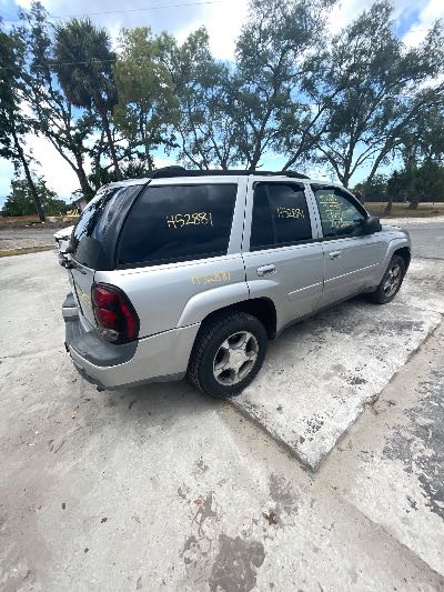 2005 Chevrolet TrailBlazer Location - GM - Row 26 - Stock # H52881