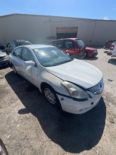 2012 Nissan Altima Location - Imports - Row 22 - Stock # H52999