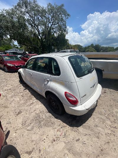 2009 Chrysler PT Cruiser Location - Chrysler - Row 39 - Stock # H52986