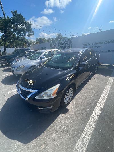2015 Nissan Altima Location - Imports - Row 22 - Stock # H52998