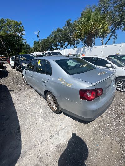 2008 Volkswagen Jetta Sedan Location - Imports - Row 23 - Stock # H53005