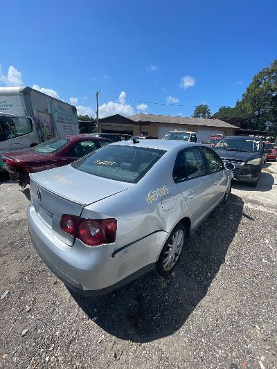 2008 Volkswagen Jetta Sedan Location - Imports - Row 23 - Stock # H53005