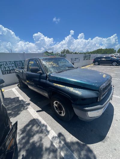 1998 Dodge Ram 1500 Location - Large Trucks & Vans - Row 16 - Stock # H53030