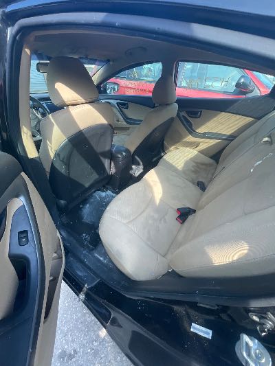 2013 Hyundai Elantra Location - Imports - Row 28 - Stock # H52996