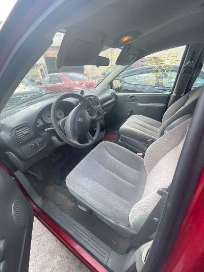 2006 Dodge Caravan Location - Chrysler - Row 38 - Stock # H53039