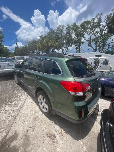 2013 Subaru Outback Location - Imports - Row 25 - Stock # H52635