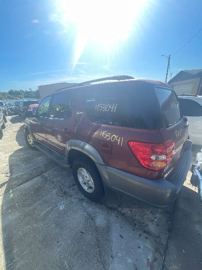 2004 Toyota Sequoia Location - Large Trucks & Vans - Row 16 - Stock # H53041