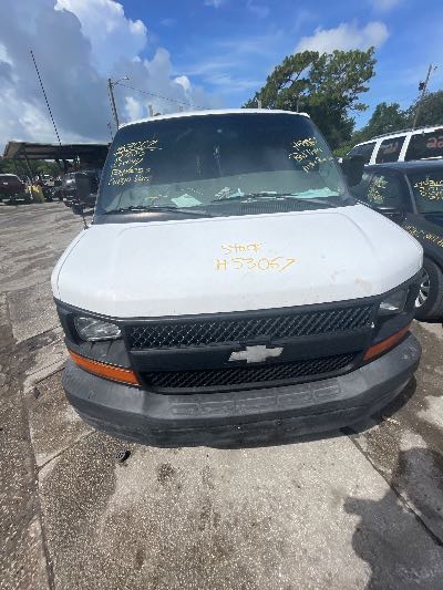 2005 Chevrolet Express Cargo Van Location - Large Trucks & Vans - Row 21 - Stock # H53067