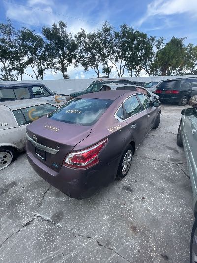 2013 Nissan Altima Location - Imports - Row 2 - Stock # H53103