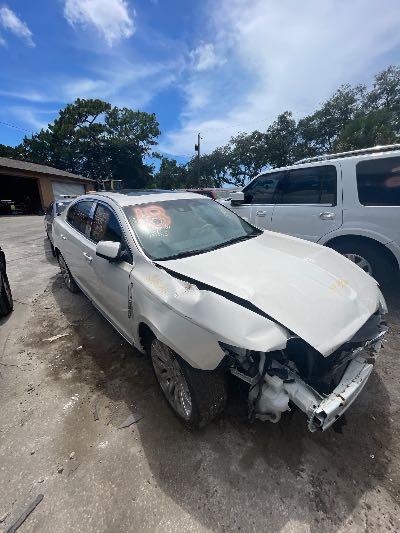 2009 Lincoln MKS Location - Ford - Row 35 - Stock # H53136