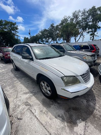 2005 Chrysler Pacifica Location - Chrysler - Row 38 - Stock # H53095
