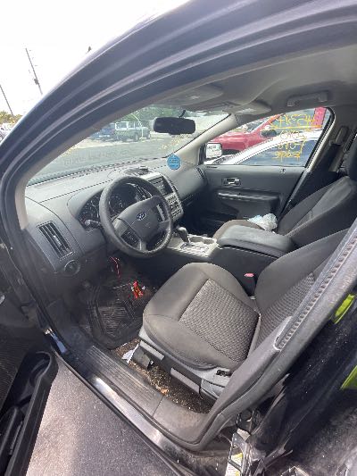 2010 Ford Edge Location - Ford - Row 37 - Stock # H53142
