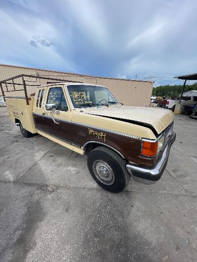 1987 Ford F250 Series Trucks Location - Large Trucks & Vans - Row 19 - Stock # H53144
