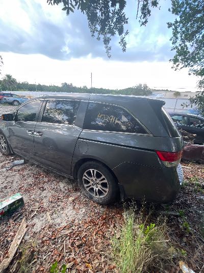 2011 Honda Odyssey Location - Imports - Row 44 - Stock # H52911