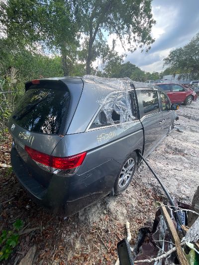 2011 Honda Odyssey Location - Imports - Row 44 - Stock # H52911
