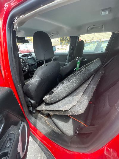 2018 Jeep Renegade Location - Chrysler - Row 38 - Stock # H53161