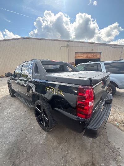 2008 Chevrolet Avalanche Location - Large Trucks & Vans - Row 17 - Stock # H53162